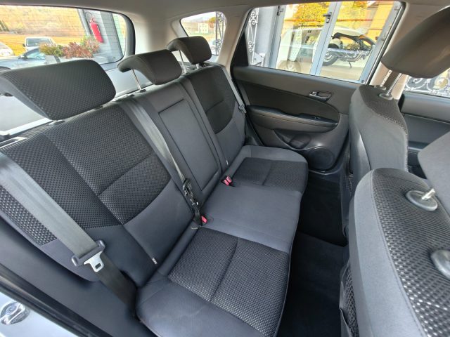 HYUNDAI i30 usata, con Controllo automatico clima