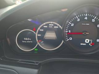 PORSCHE Cayenne usata, con Bluetooth