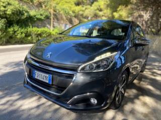 PEUGEOT 208 usata, con Airbag