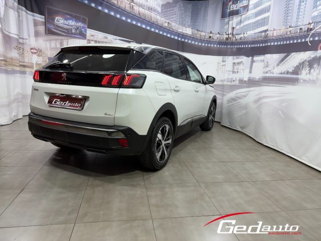 PEUGEOT 3008 usata, con Autoradio