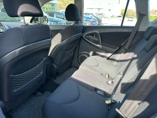 TOYOTA RAV 4 usata, con Bracciolo