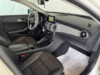 MERCEDES-BENZ GLA 200 usata 23