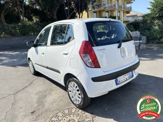 HYUNDAI i10 usata, con Airbag laterali