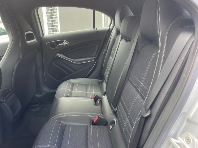 MERCEDES-BENZ A 180 usata 11