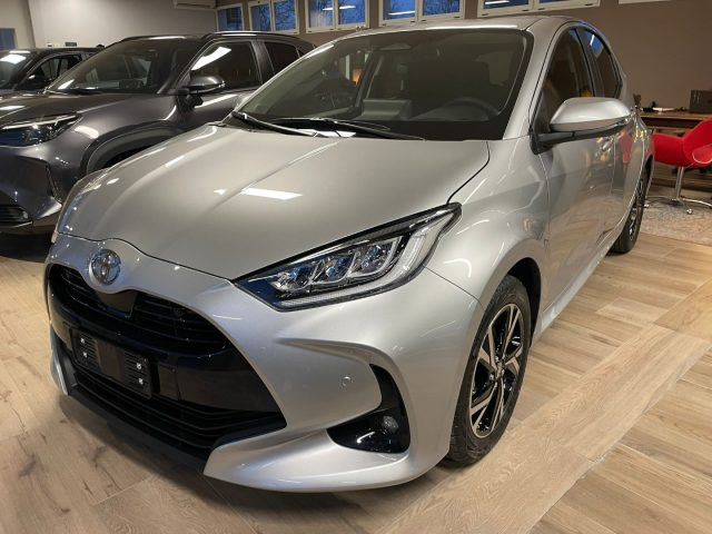 TOYOTA Yaris usata, con Airbag laterali