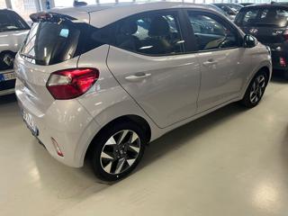 HYUNDAI i10 usata, con Airbag