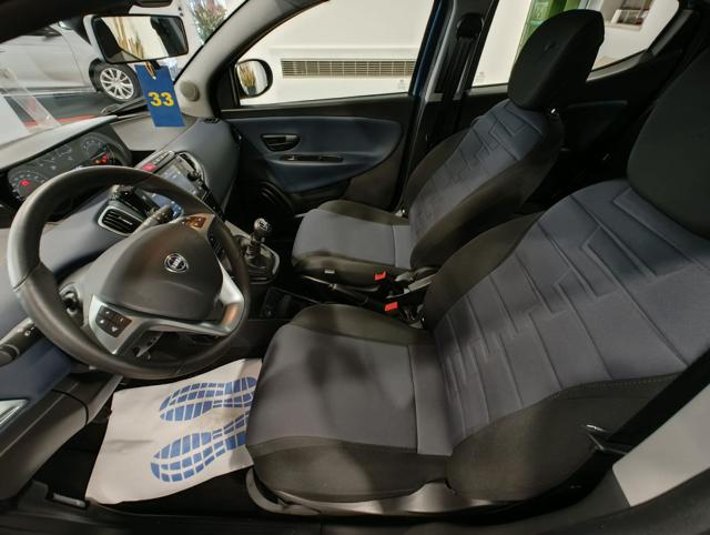 LANCIA Ypsilon usata, con Autoradio