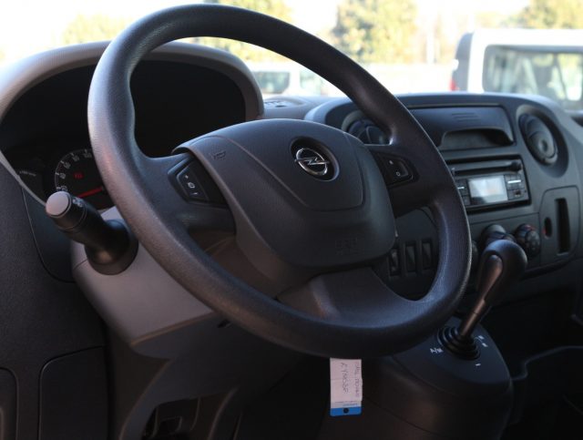 OPEL Movano usata, con ESP