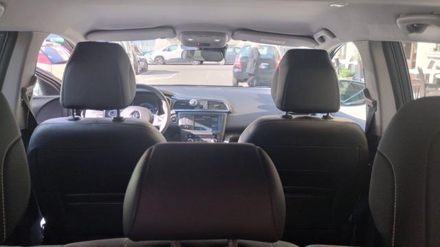 RENAULT Kadjar usata, con Sensori di parcheggio anteriori