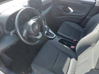 TOYOTA Yaris usata 9