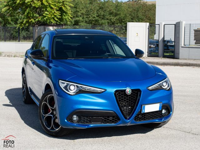 ALFA ROMEO Stelvio usata, con Fari Xenon