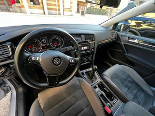 VOLKSWAGEN Golf usata, con Controllo trazione