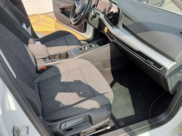 VOLKSWAGEN Golf usata, con Autoradio