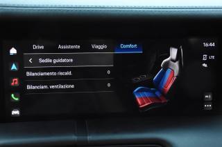 PORSCHE Taycan usata, con Volante multifunzione