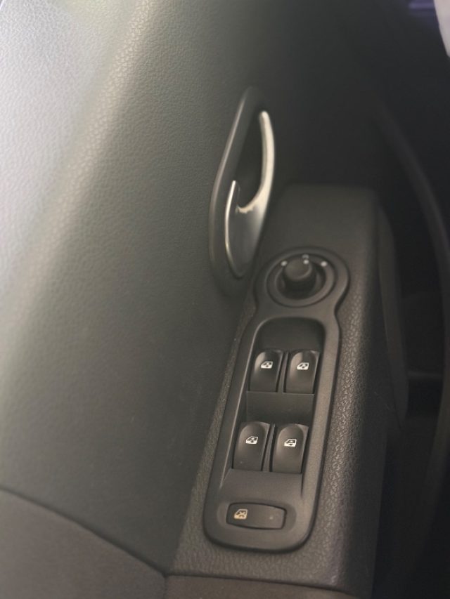 RENAULT Grand Modus usata 16