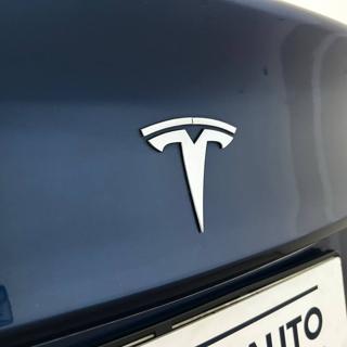 TESLA Model 3 usata, con Vivavoce