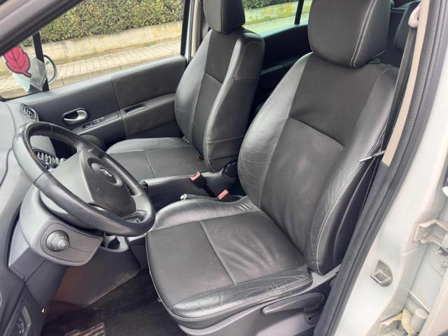 RENAULT Modus usata, con Sedile posteriore sdoppiato
