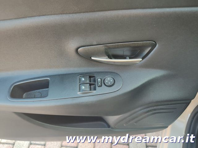 LANCIA Ypsilon usata 27