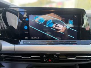 VOLKSWAGEN Golf usata, con Frenata d