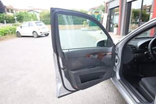 MERCEDES-BENZ E 220 usata, con Supporto lombare