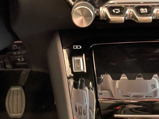 PEUGEOT 208 usata, con Sensore di luce