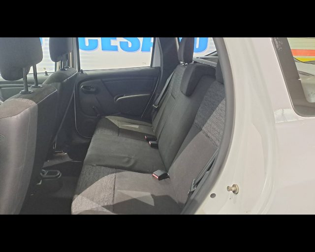 DACIA Duster usata 25