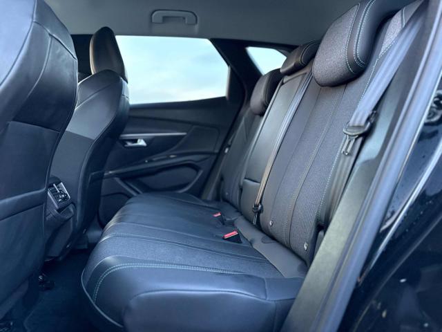 PEUGEOT 3008 usata, con Boardcomputer