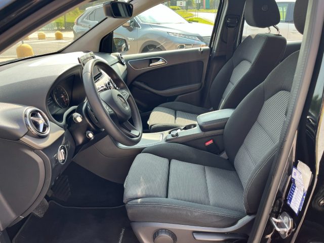 MERCEDES-BENZ B 200 usata, con Autoradio