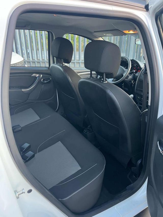DACIA Duster usata 13