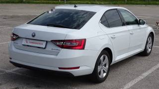 SKODA Superb usata, con Cerchi in lega