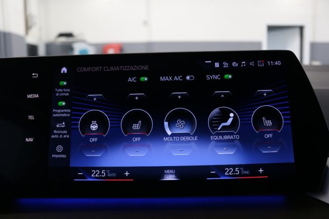 BMW 218 usata, con Sensori di parcheggio posteriori