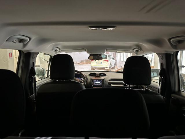 JEEP Renegade usata, con USB