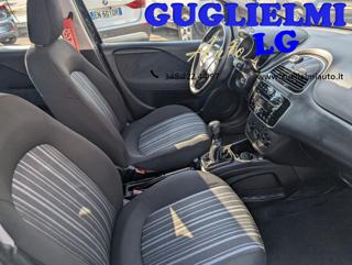 FIAT Punto usata, con Autoradio digitale