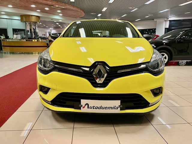 RENAULT Clio usata, con Airbag