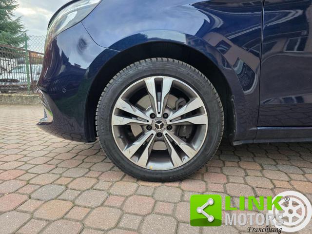 MERCEDES-BENZ V 250 usata, con Chiusura centralizzata senza chiave