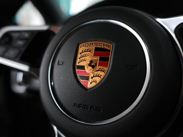 PORSCHE Cayenne usata, con Sistema di navigazione