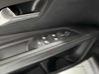PEUGEOT 3008 usata, con Sensore di luce