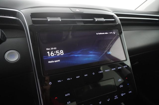 HYUNDAI Tucson usata 16