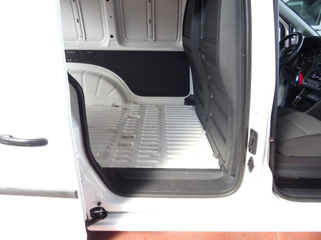 VOLKSWAGEN Caddy usata, con USB