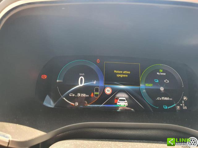 RENAULT Arkana usata, con Hill holder