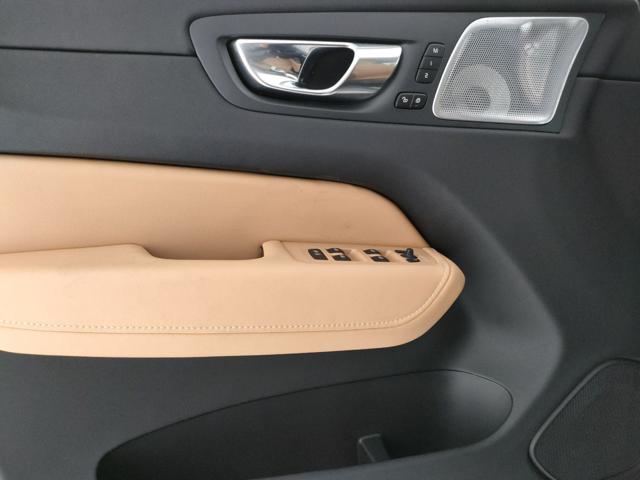 VOLVO XC60 usata, con Controllo automatico clima