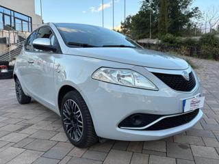 LANCIA Ypsilon usata, con Airbag
