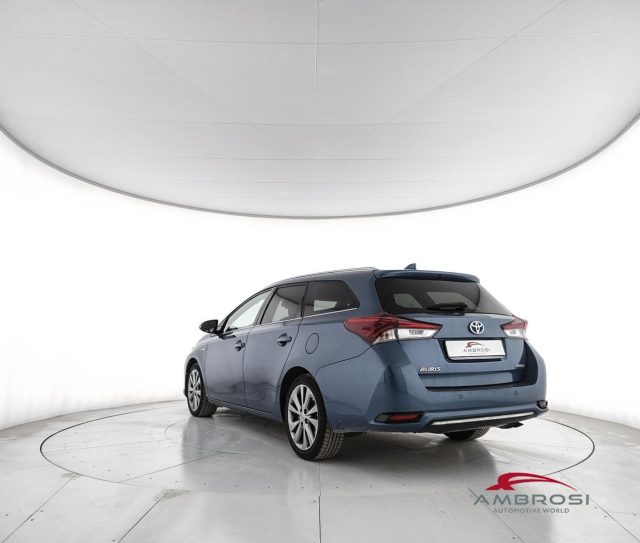 TOYOTA Auris usata 3