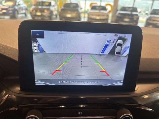 FORD Kuga usata, con Sistema di navigazione