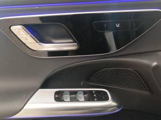 MERCEDES-BENZ E 220 usata, con Sedili riscaldati