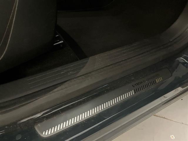 RENAULT Captur usata 27