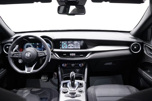 ALFA ROMEO Stelvio usata, con Specchietti laterali elettrici