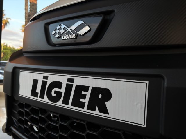 LIGIER JS usata, con Autoradio