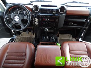 LAND ROVER Defender usata 25
