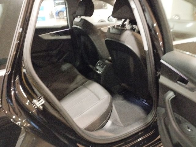 AUDI A4 usata, con Controllo trazione